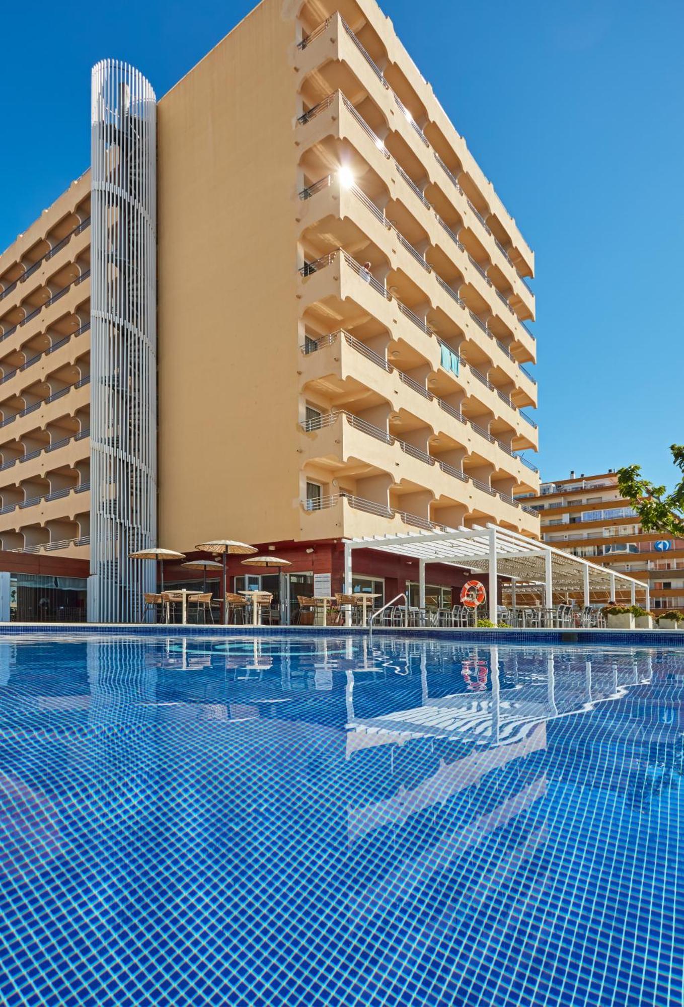 Prestige Victoria Hotel 3*